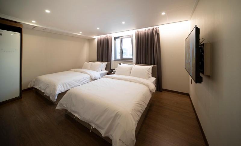 เซนโทร ทัวริสต์ โฮเต็ล Hotel Chilgok ภายนอก รูปภาพ