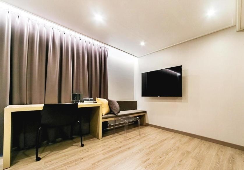 เซนโทร ทัวริสต์ โฮเต็ล Hotel Chilgok ภายนอก รูปภาพ